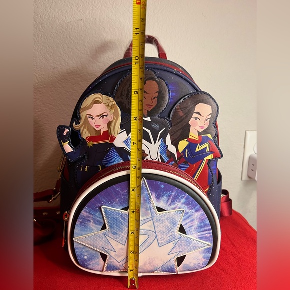 NWT Loungefly The Marvels Glow In The Dark Mini Backpack Disney Marvel Studios - Picture 14 of 17